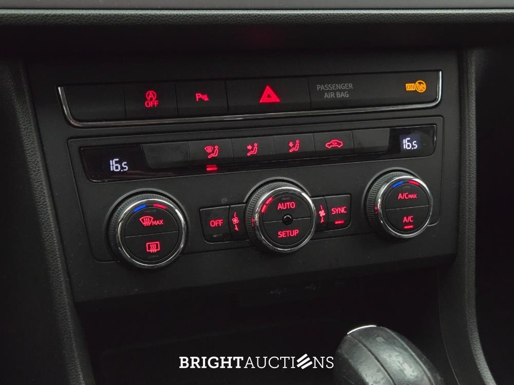 SEAT Leon ST EcoTSI Business Intense 1.0 116pk 2019, J-671-TB