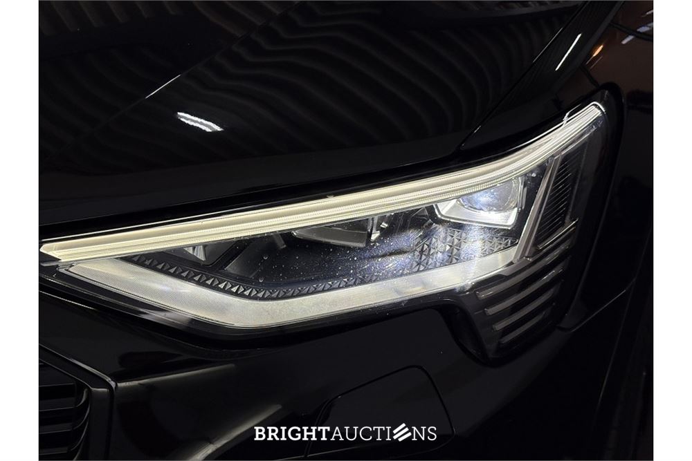 Audi e-tron 55 S edition Quattro 95 kWh 2022 (Origineel-NL), R-116-DL