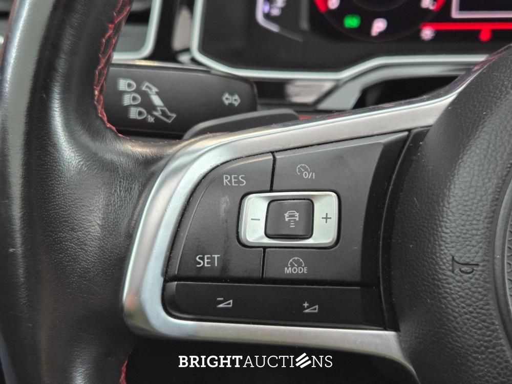 Volkswagen Polo GTI 2.0 TSI 200pk 2018, R-943-GD
