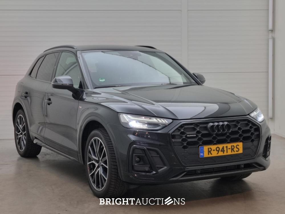 Audi Q5 40 S edition TFSI 204pk 2022 (Origineel-NL), R-941-RS