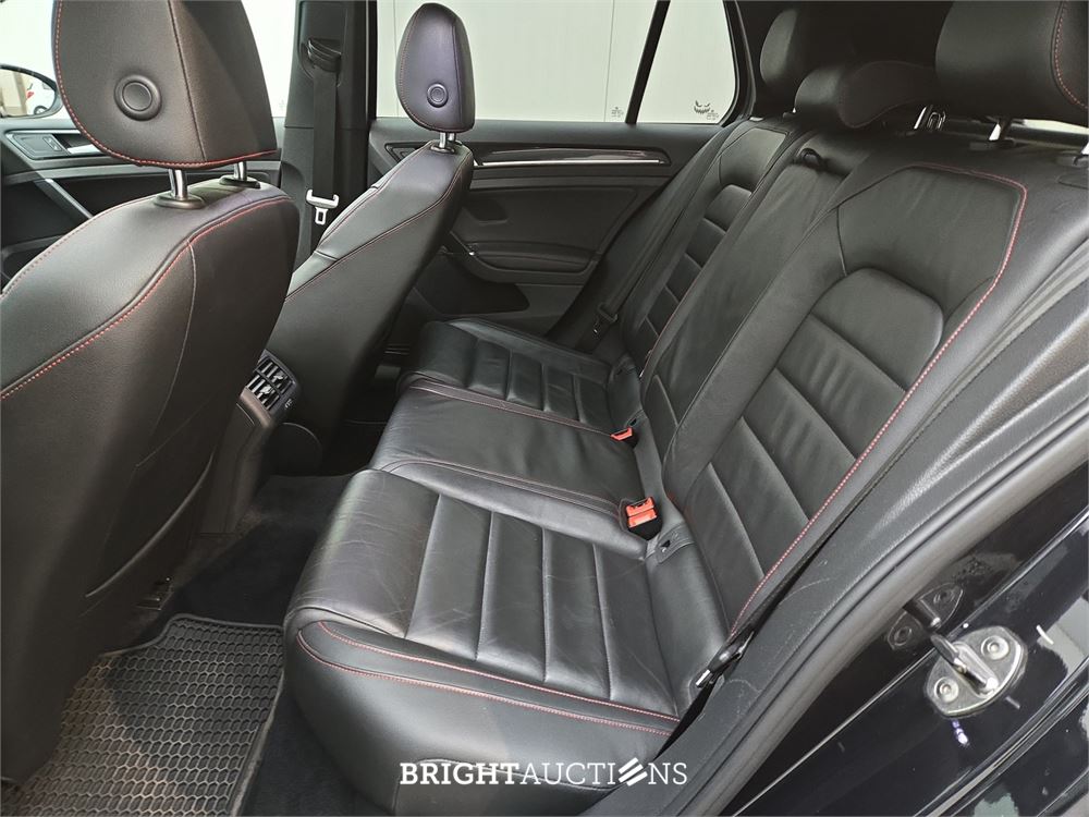 Volkswagen GTI 2.0 211pk 2016, K-298-XT