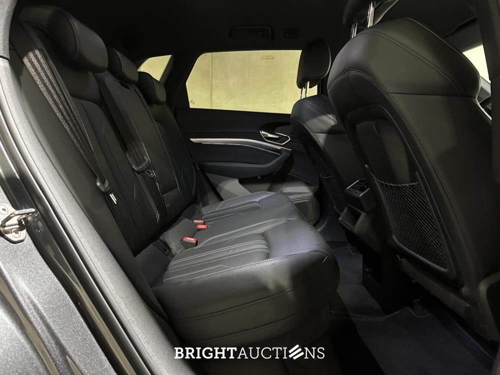 Audi e-tron 55 Quattro S Edition 95 kWh 408pk 2022 (Origineel-NL+1e eigenaar), R-708-BR