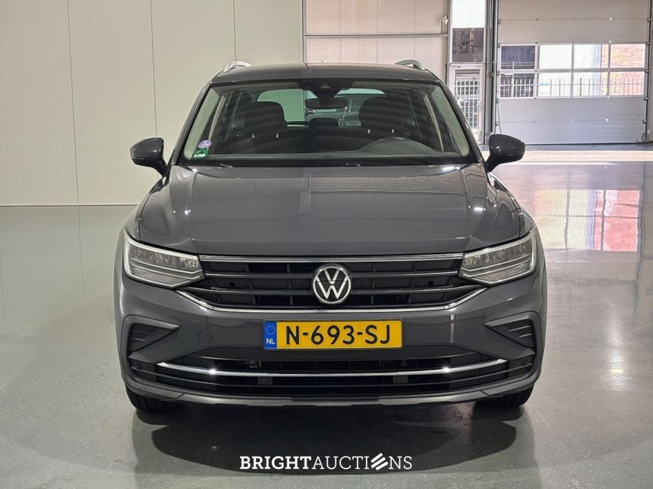 Volkswagen Tiguan Life Business 1.5 TSI 131pk 2022 (Origineel-NL), N-693-SJ