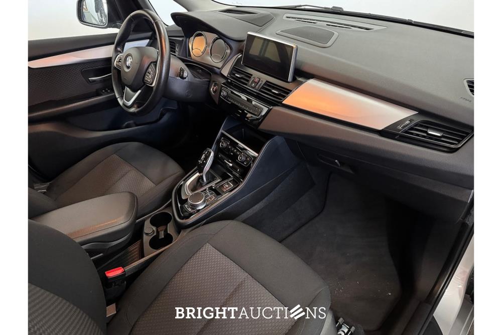 BMW 2 Serie 218 i Executive Edition 140pk 2019 (Origineel-NL), XV-140-J
