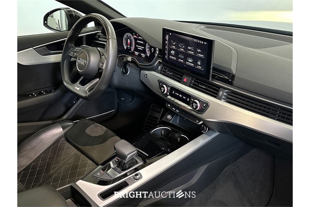 Audi A5 Sportback 40 Launch edition Sport TDI 190pk 2020, P-165-JF