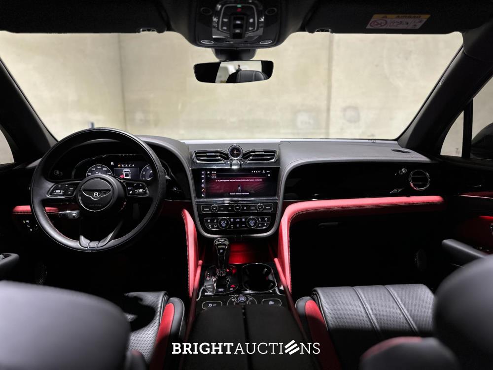 Bentley Bentayga 4.0 V8 S 549pk 2022 (Origineel-NL), P-719-VF