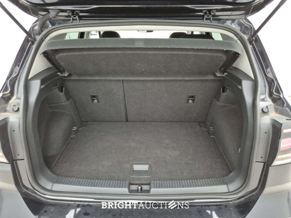 Volkswagen T-Cross Style Business 1.0 TSI DSG 110pk 2022, P-763-PS