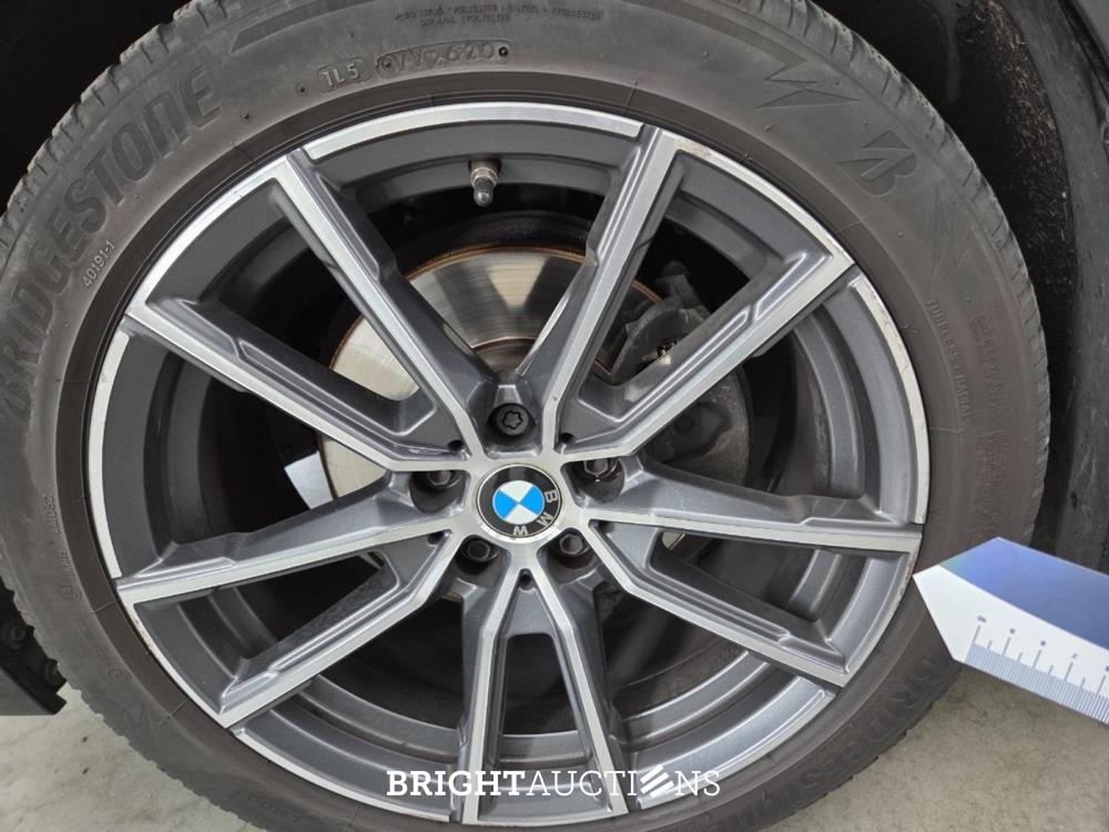 BMW 3-serie Executive Edition 184pk 2019 (Origineel-NL), ZL-125-N