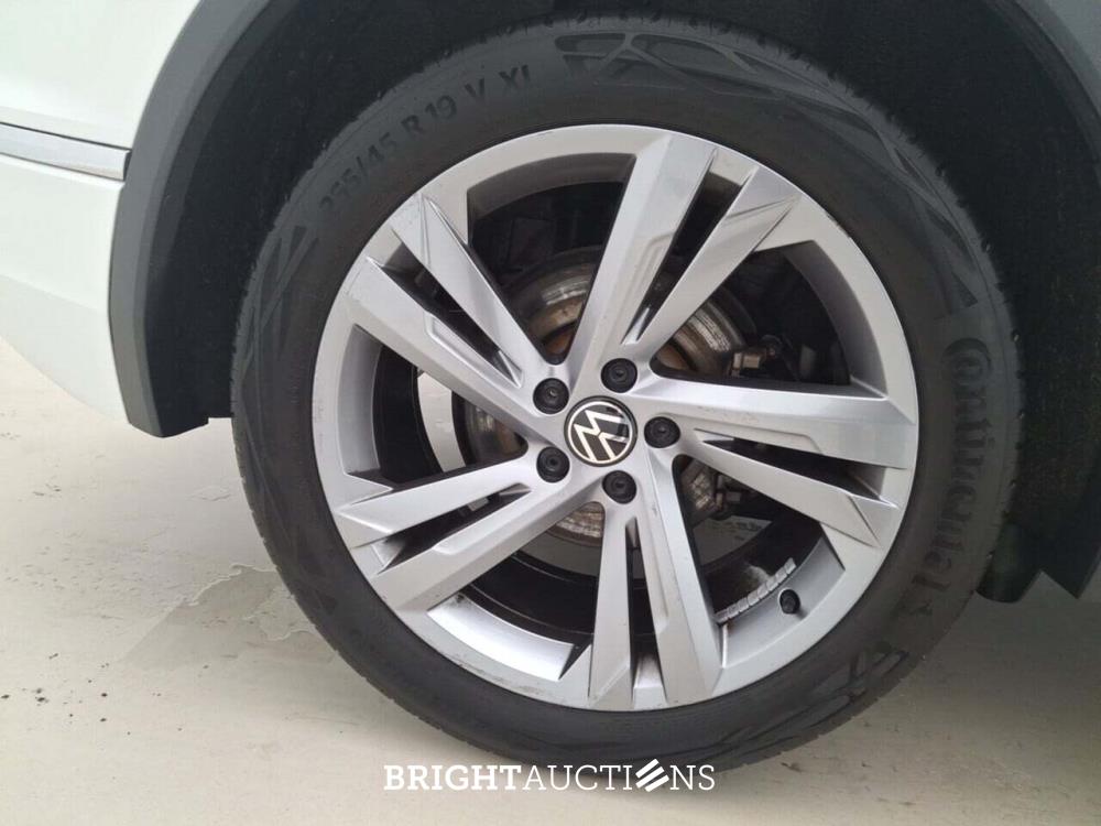 Volkswagen Tiguan R-Line 1.5 TSI 150pk 2021 (Origineel-NL), K-340-VD