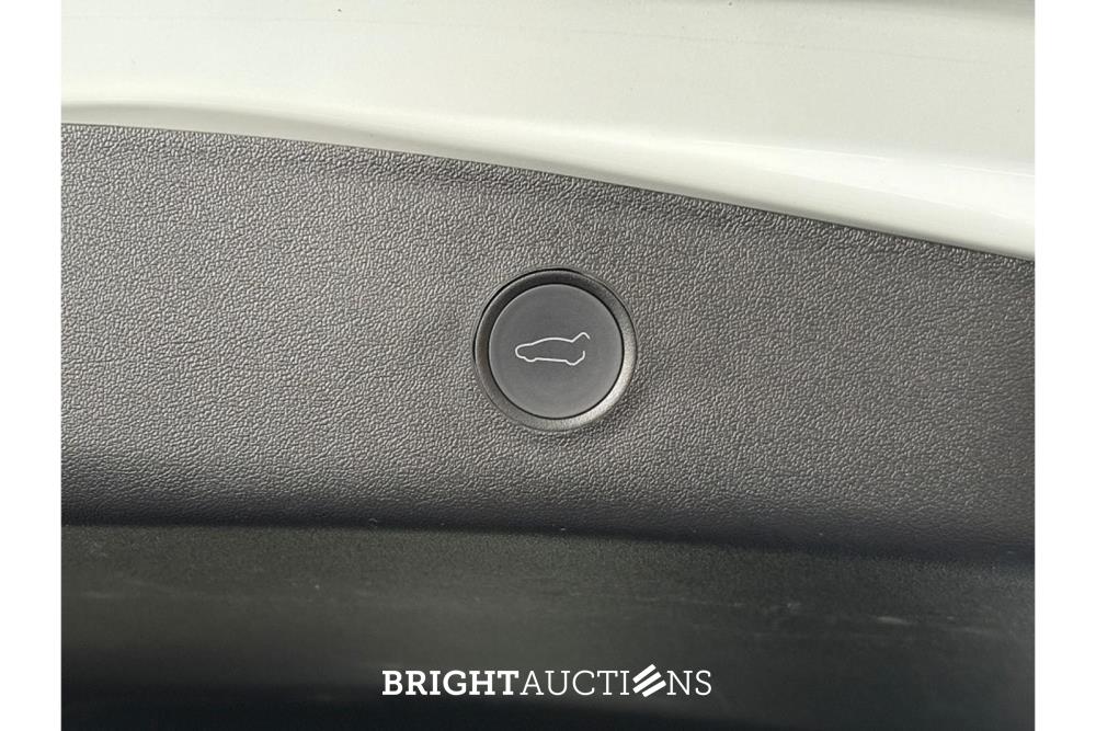 Tesla Model 3 Standard RWD Plus 60 kWh 238pk 2021 (Origineel-NL), N-008-RP