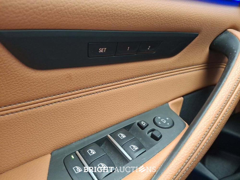 BMW 530e Iperformance M Sport 296pk 2020 (Origineel-NL) 5-Serie, H-241-LG