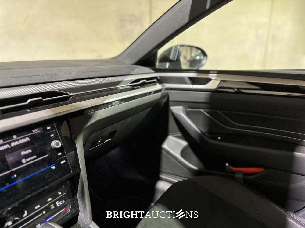 Volkswagen Arteon Shooting Brake 1.4 eHybrid 160kW 6-DSG R-Line Business+ 218pk 2022 (Origineel-NL+1e eigenaar), P-946-TG 