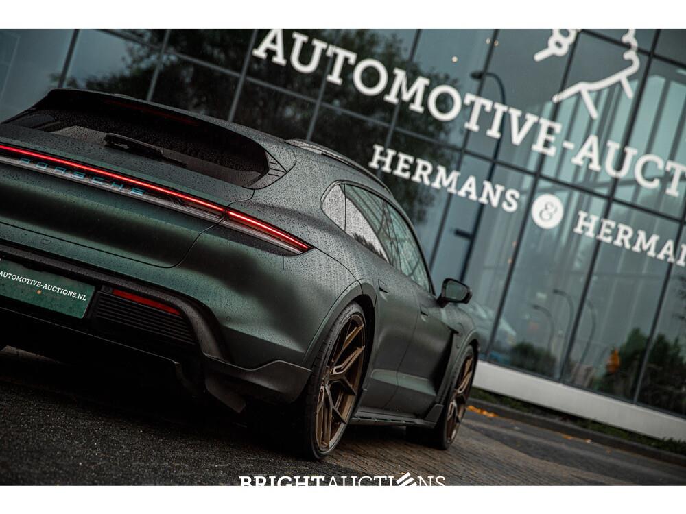 Luxury and Sport Cars Boxmeer - T