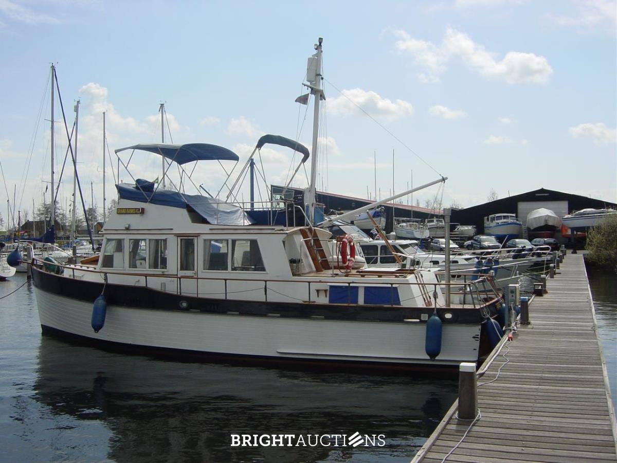 Grand Banks 42