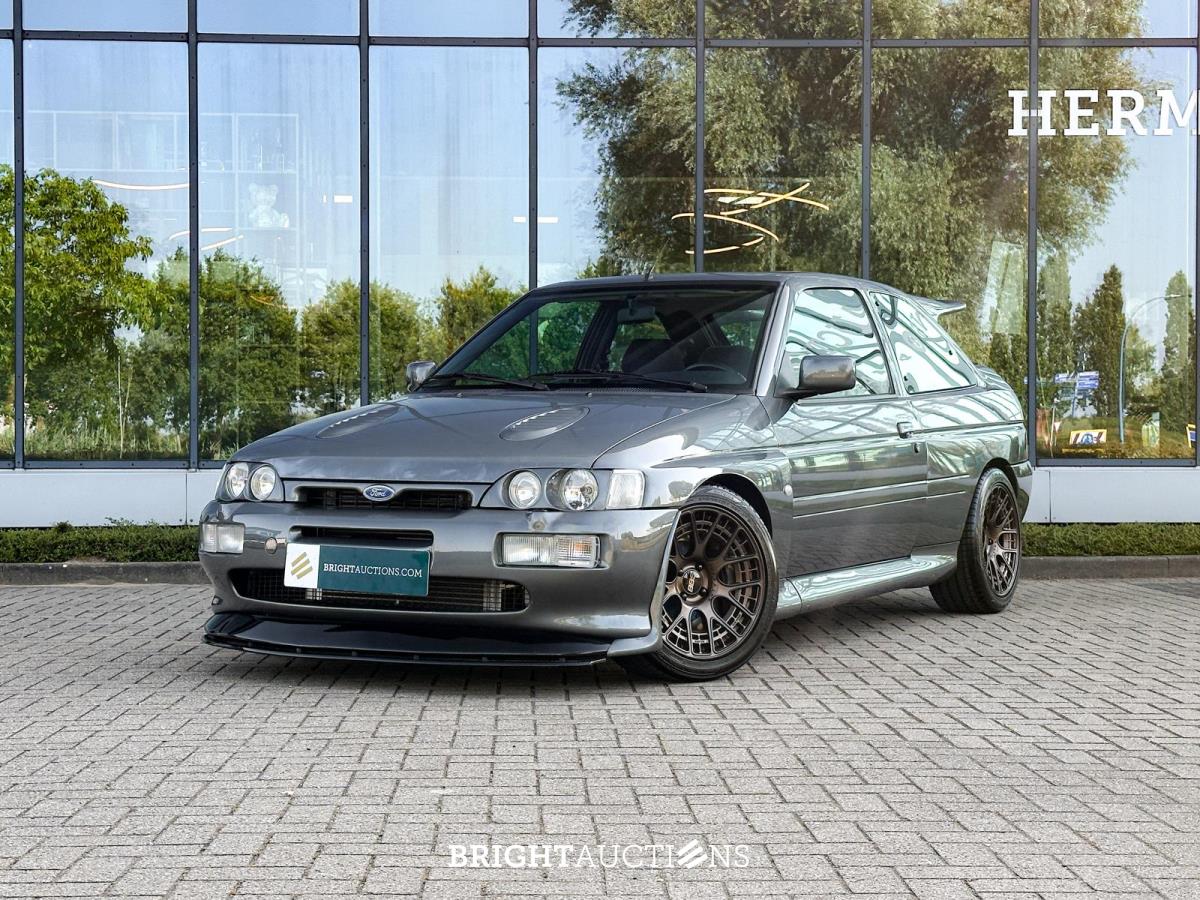 Ford Escort V RS Cosworth 4x4 2.0 330pk 1993