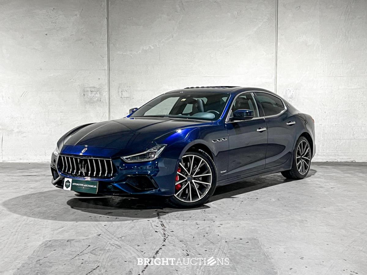 Luxury cars te Tiel