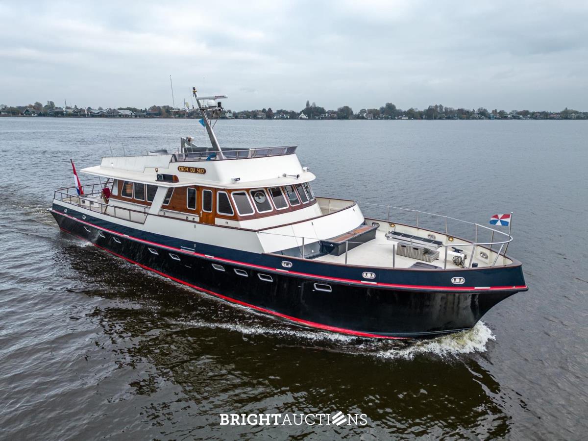 Custom Ex-MTB Motoryacht 24M