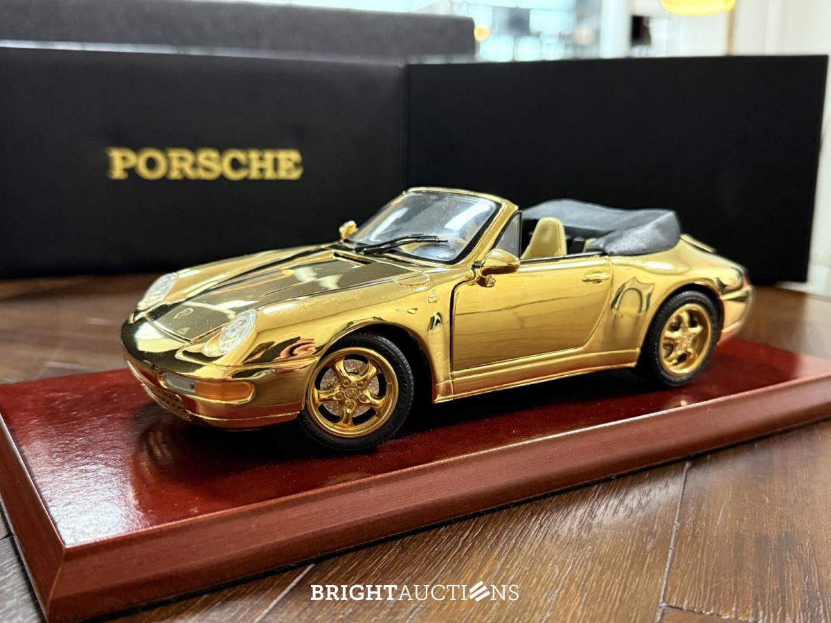 22K Gold Porsche 911 993 – Collector’s Edition