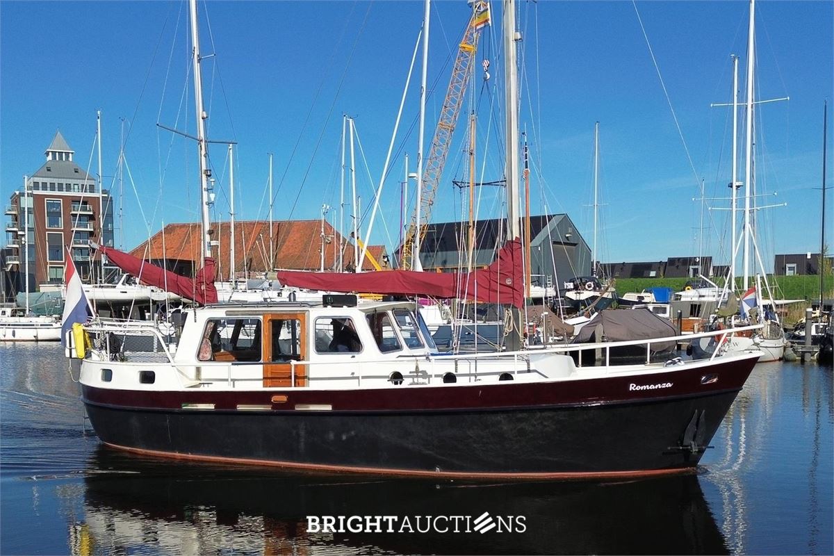 Romanza Motorsailer 12M