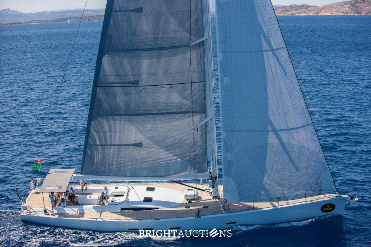 JFA Yachts 82 SY