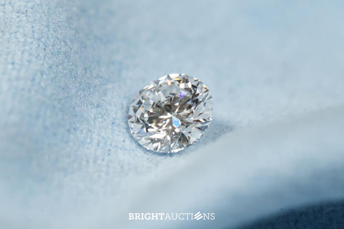 Exclusive Lab Grown Diamond – IGI Certified