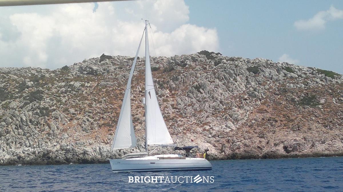 Beneateau Oceanis 323