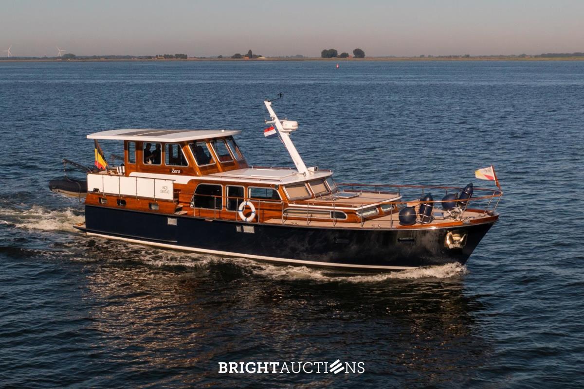 Super Van Craft 1570