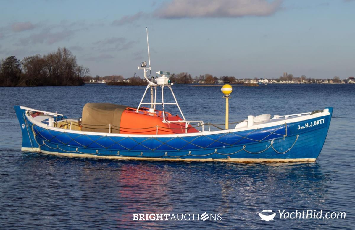 Knzhrm Strand Reddingboot