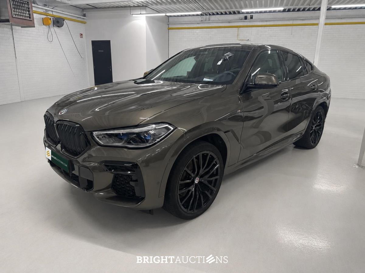 Luxury, Premium Daily Driver & Electric Vehicle Auction