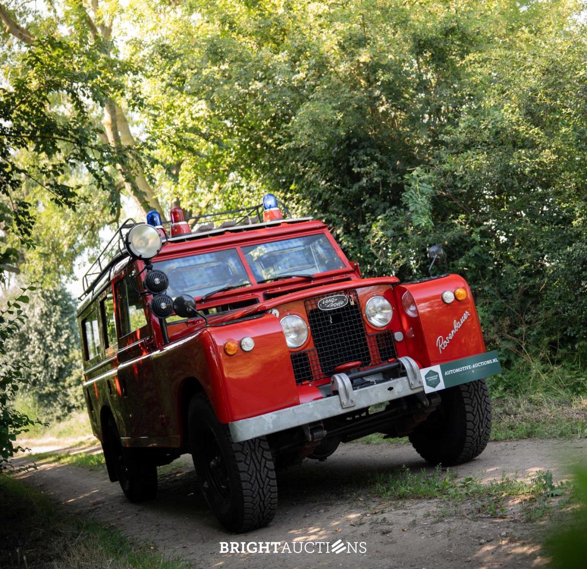 Land Rover / 109 Series II / BRANDWEER (Roger) / 1969