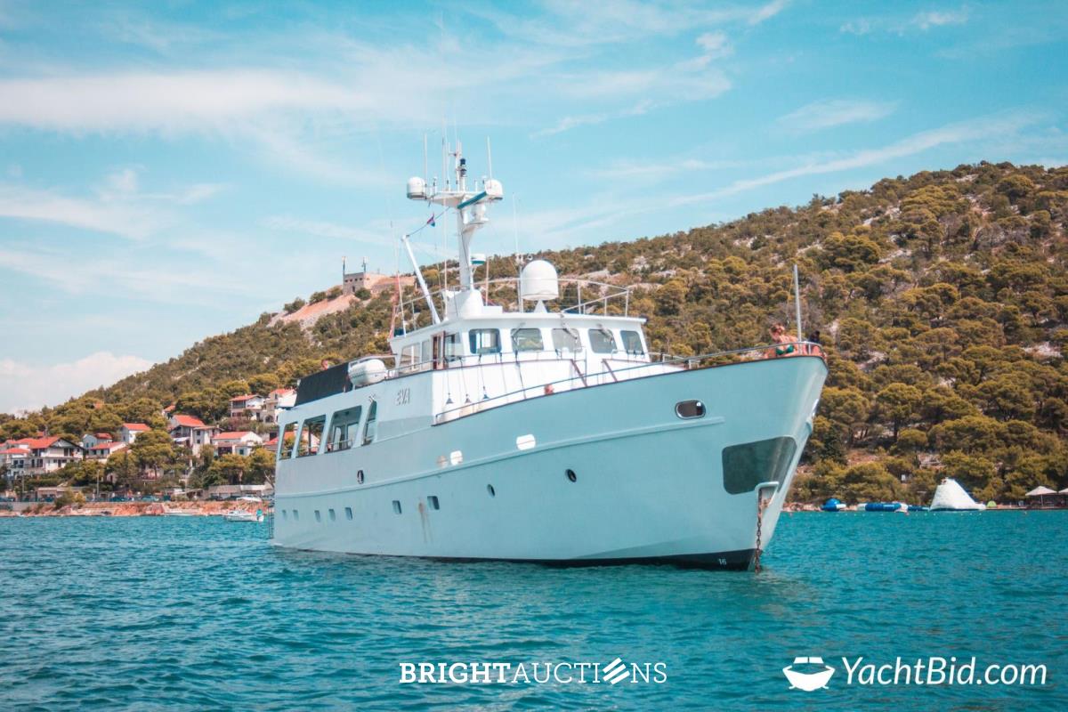 Long Range M.Y. 88 EVA