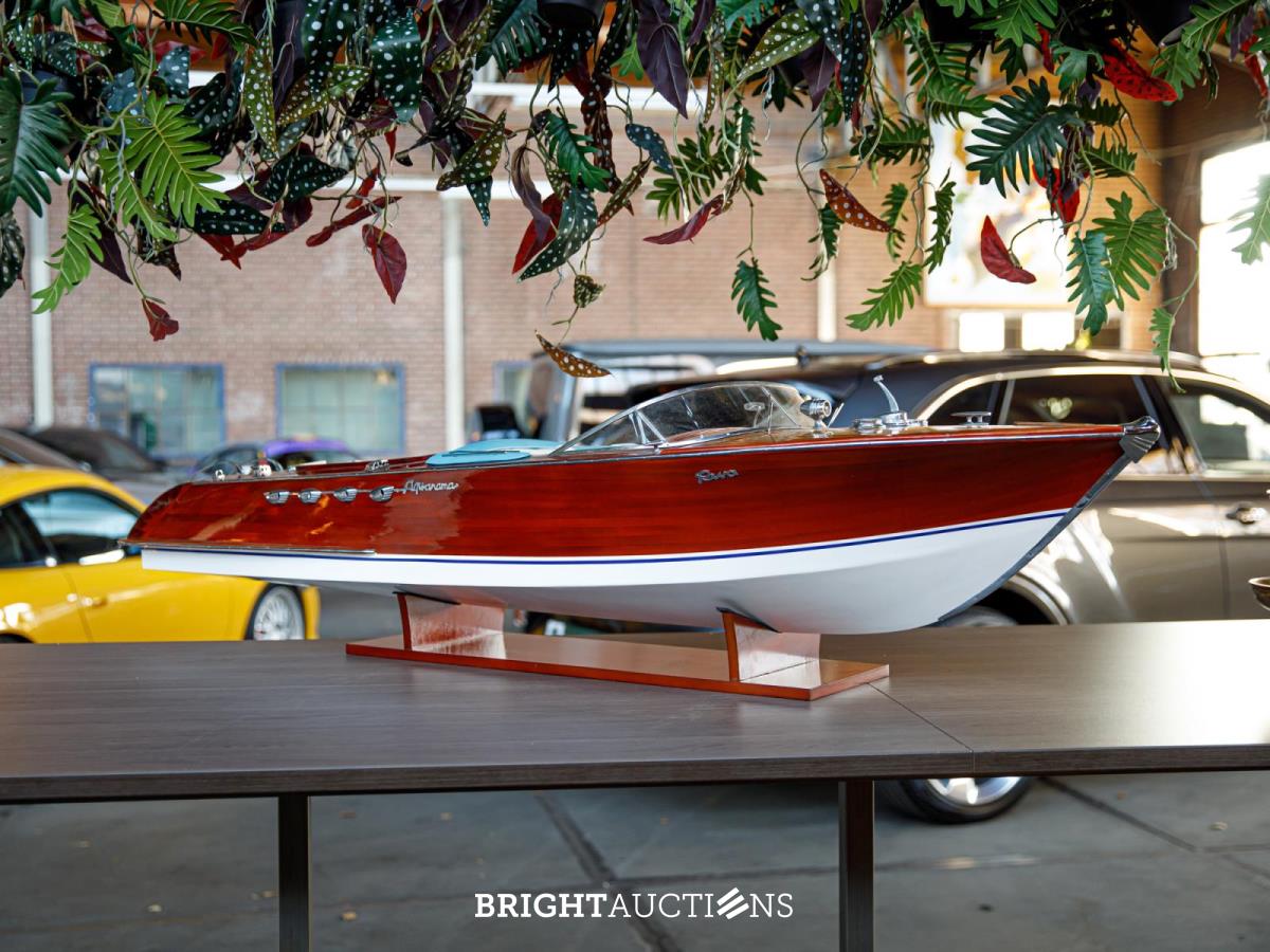 Exclusive Riva Scale Model - Boxmeer