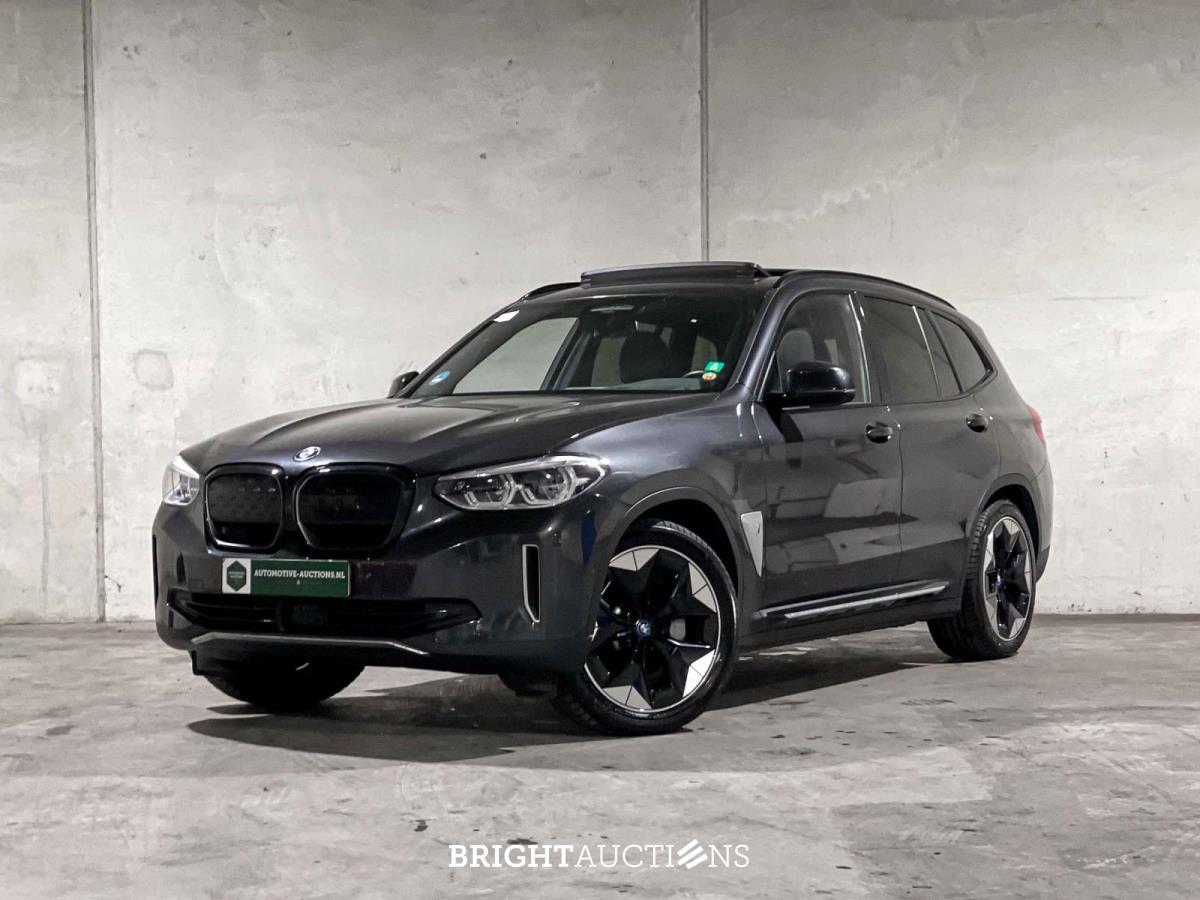 EV-car auction te Tiel (BMW, Porsche, Mercedes-Benz, Tesla & Audi)