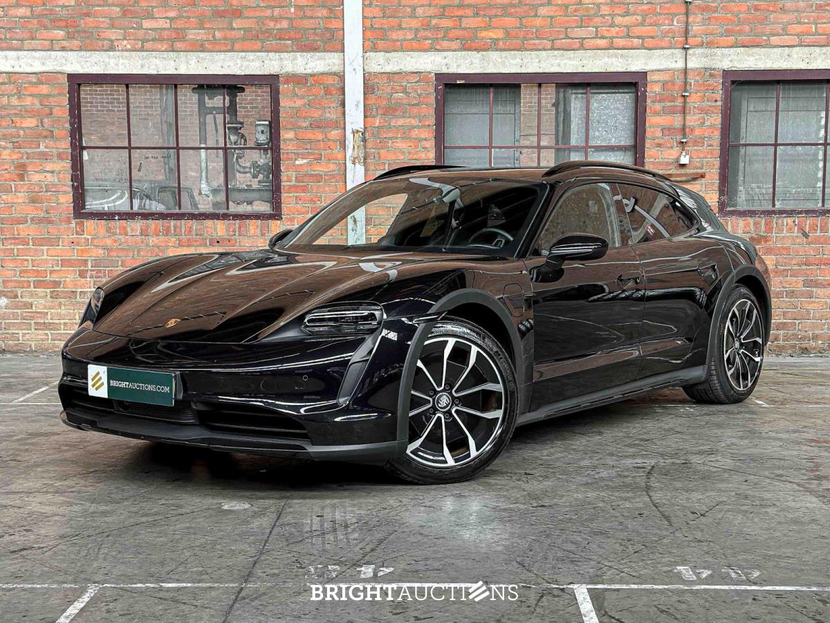 EV-car auction te Boxmeer (Porsche, Tesla, Audi, Polestar)