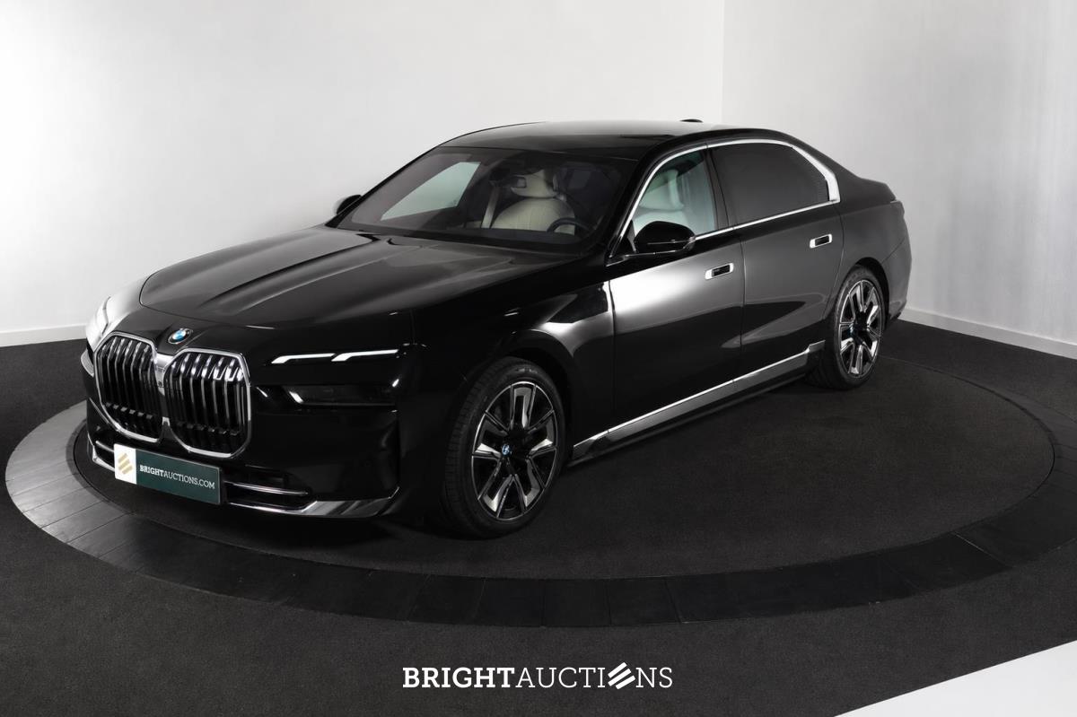 Luxury Car, Premium Daily Driver & EV Auction