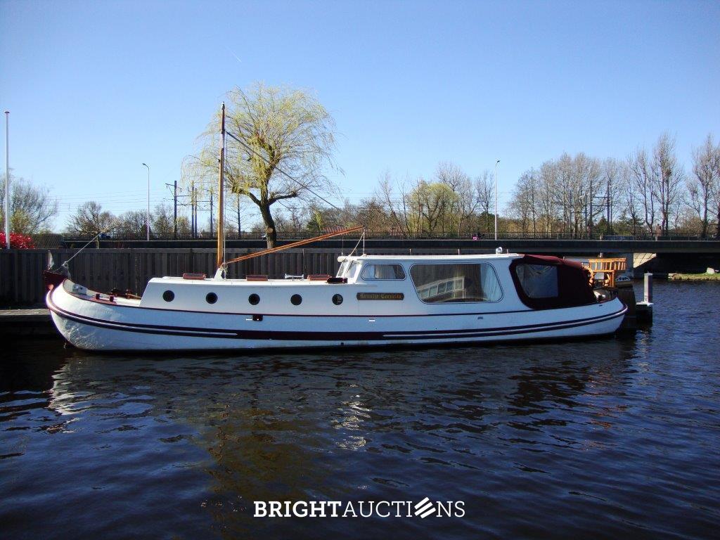 Motortjalk 1700 Leuntje Cornelia