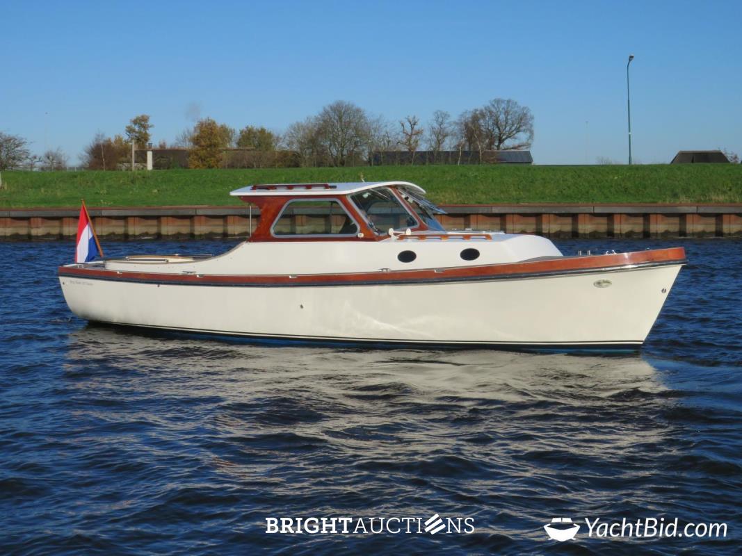 Berg Boat 28 Cabin Classic