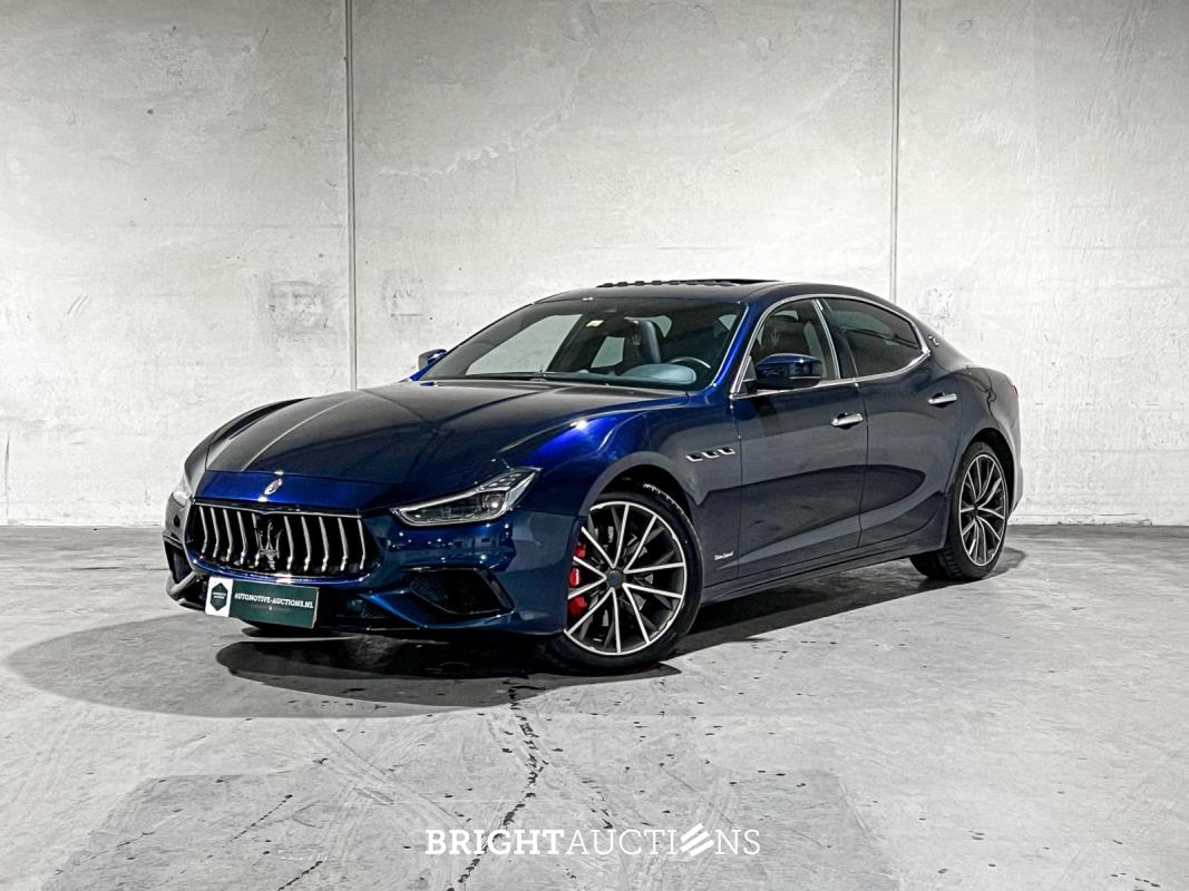 Luxury cars te Tiel