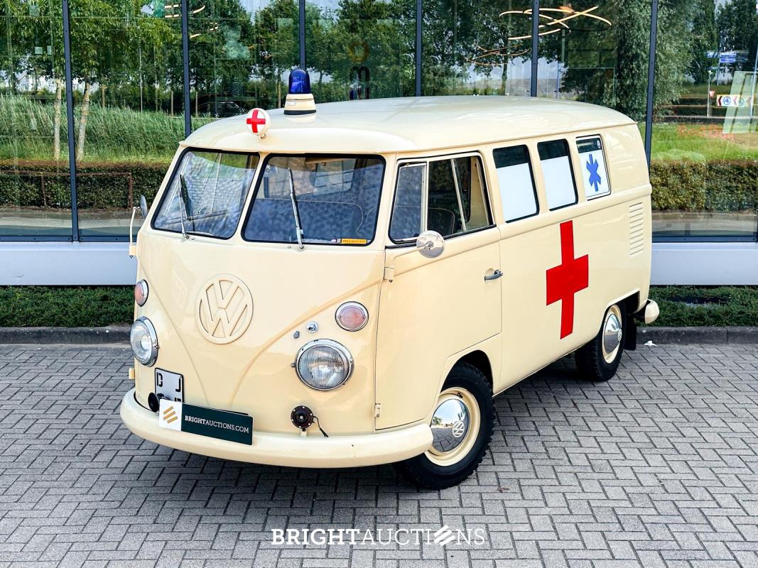 Volkswagen T1 Ambulance Transporter 1965