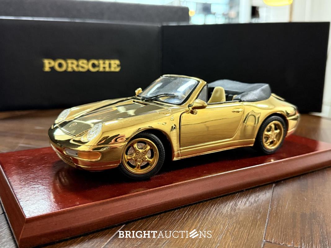22K Gold Porsche 911 993 – Collector’s Edition