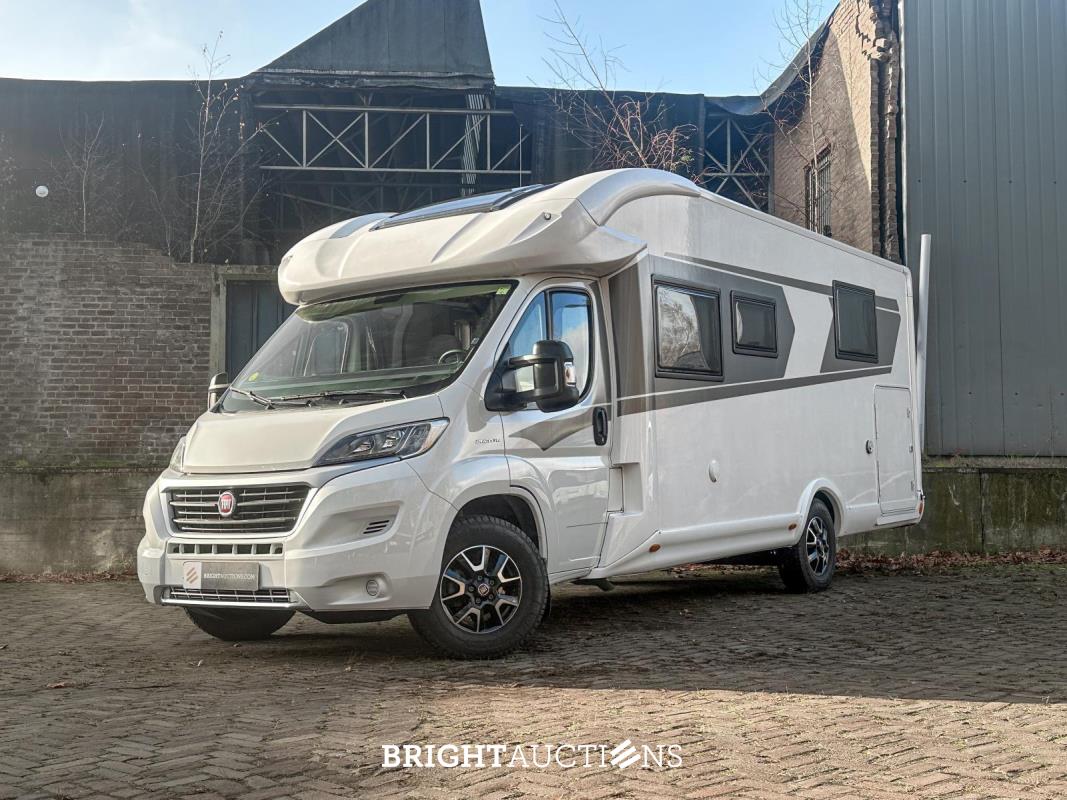 Luxury Camper Auction - Boxmeer