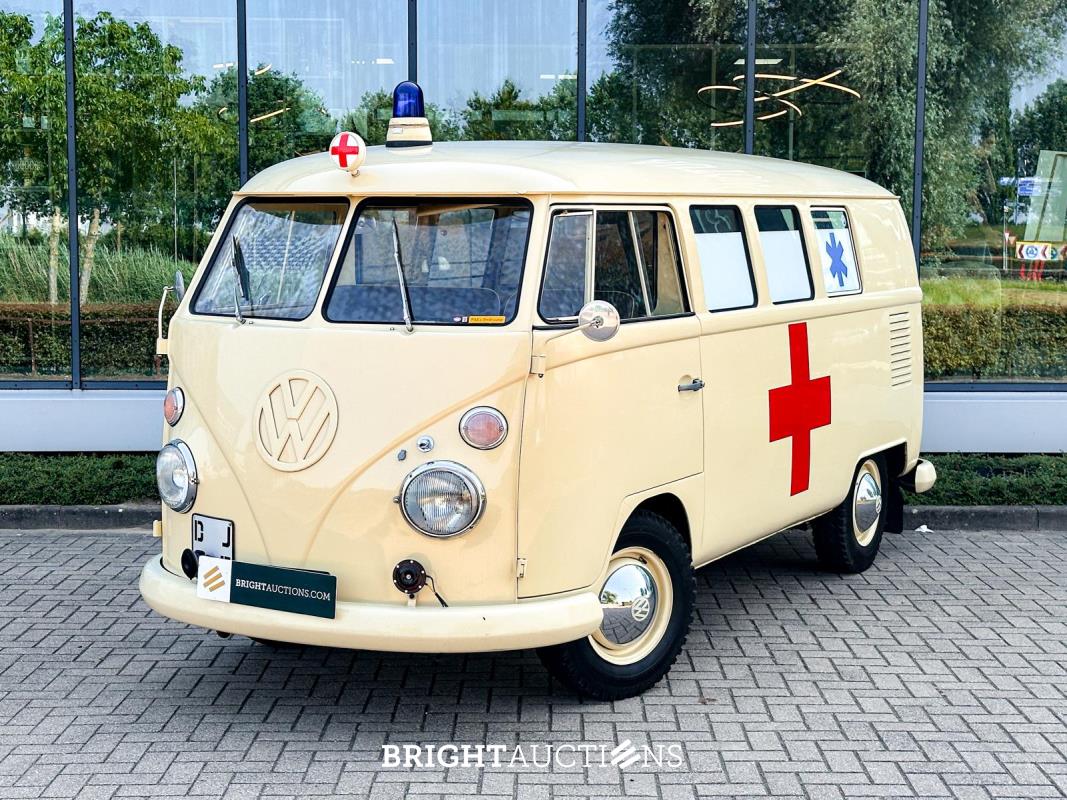 Volkswagen T1 Ambulance Transporter 1965