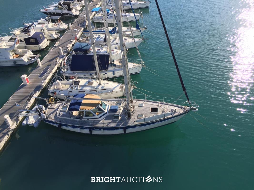 Hallberg Rassy 49
