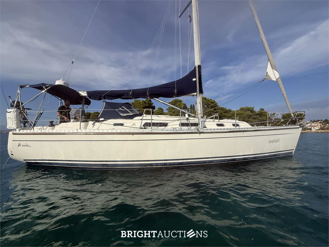 Hanse 371
