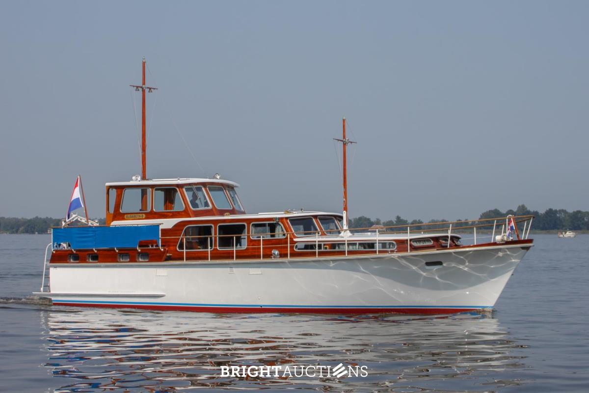 Super Van Craft 1550