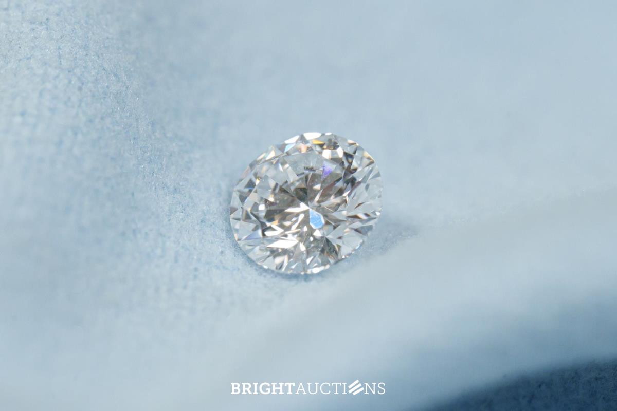 Exclusive Lab Grown Diamond – IGI Certified