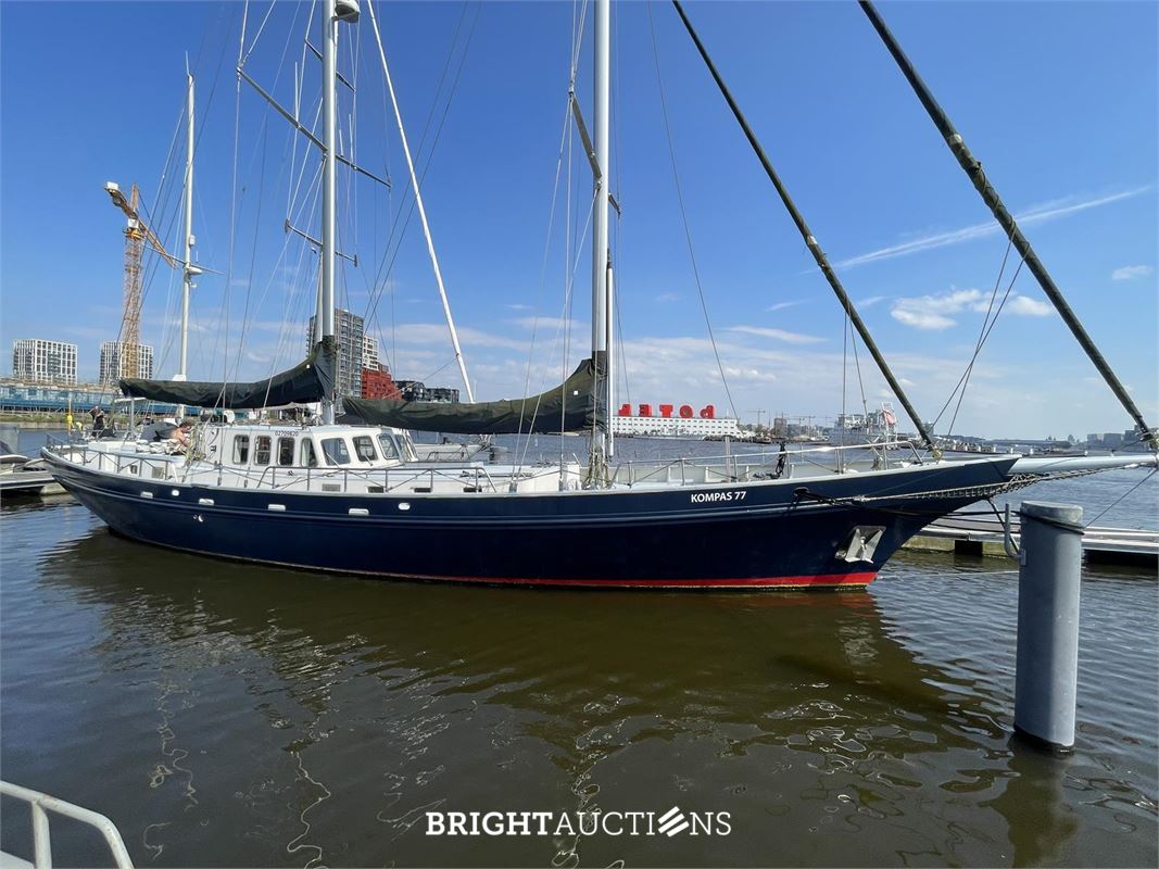 Dykstra Schooner 77
