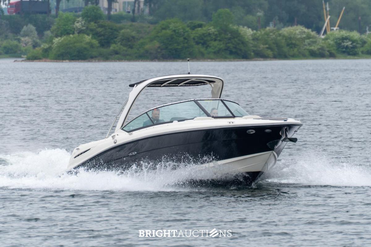 Sea Ray 270 SLX