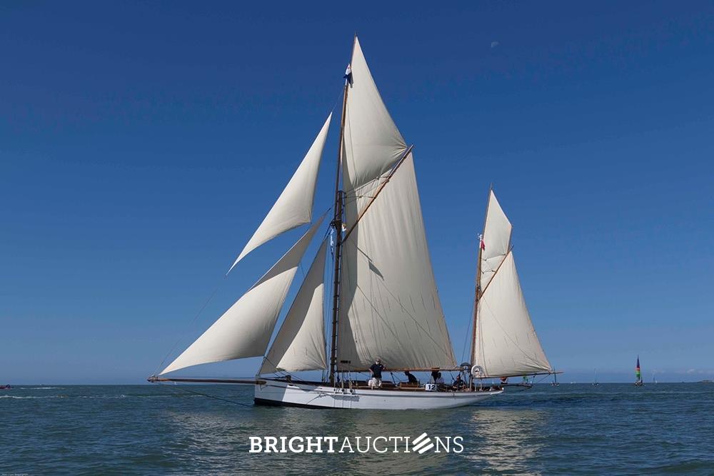 Camper And Nicholson Gaff Yawl