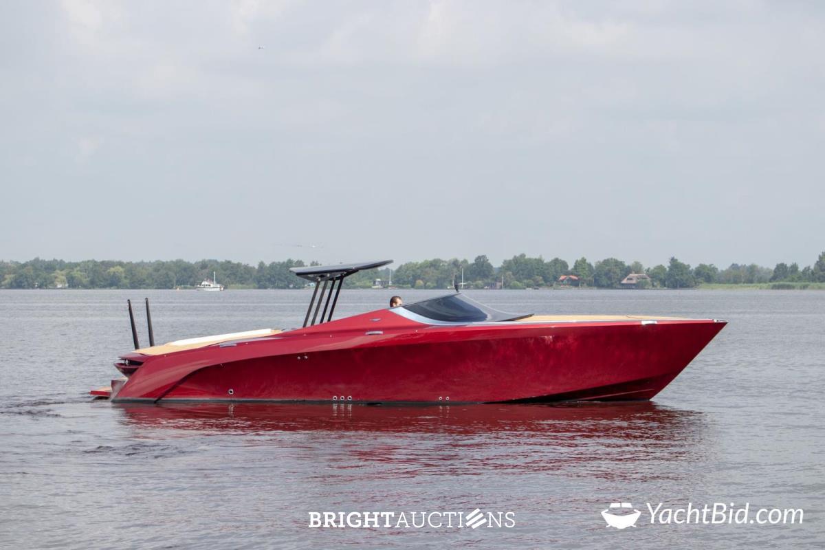 Aston Martin AM 37s Diavolo